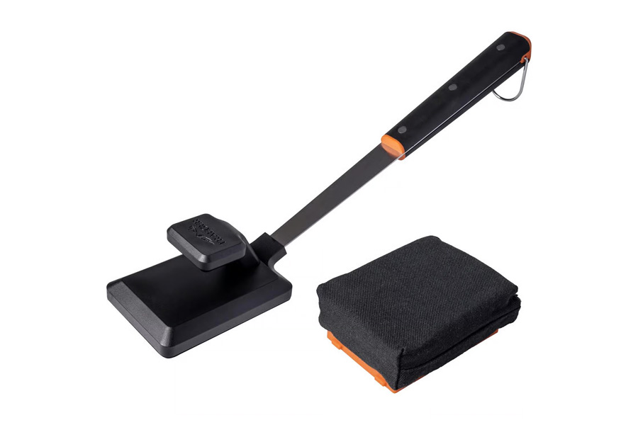 TRAEGER GRILLS Traeger Steam N Clean Grill Brush